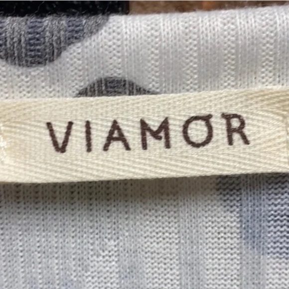 Cheetah Long Sleeve with Twist - Picture 2 of 3